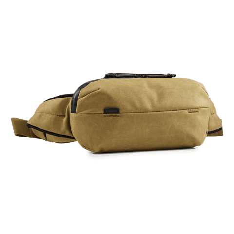 Thule Aion sling bag Nutria